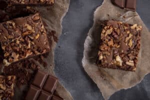 20 Minutes Are Enough to Melt With Pleasure With This Coffee Shop-Style Chocolate and Walnut Brownie